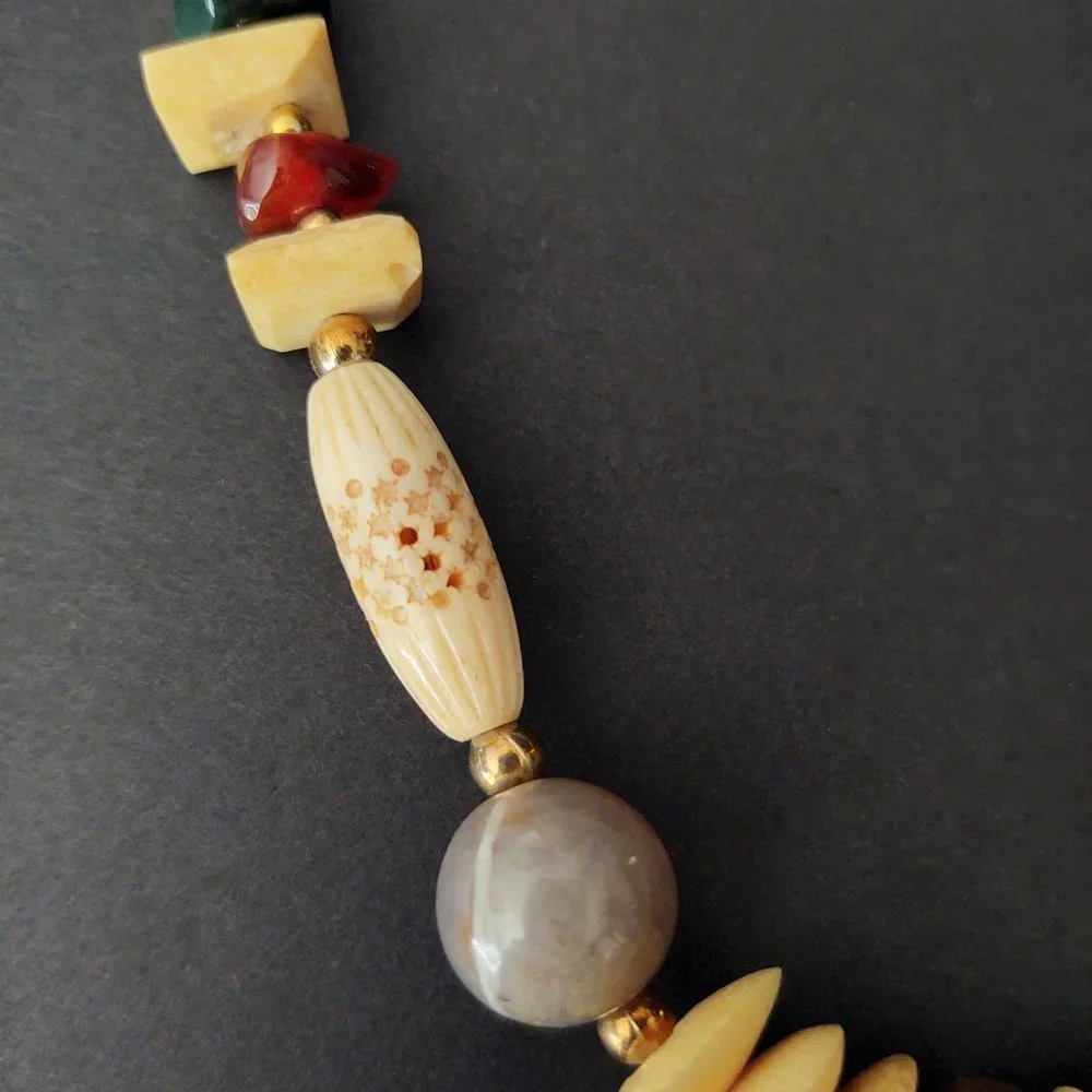 N/A gold tone